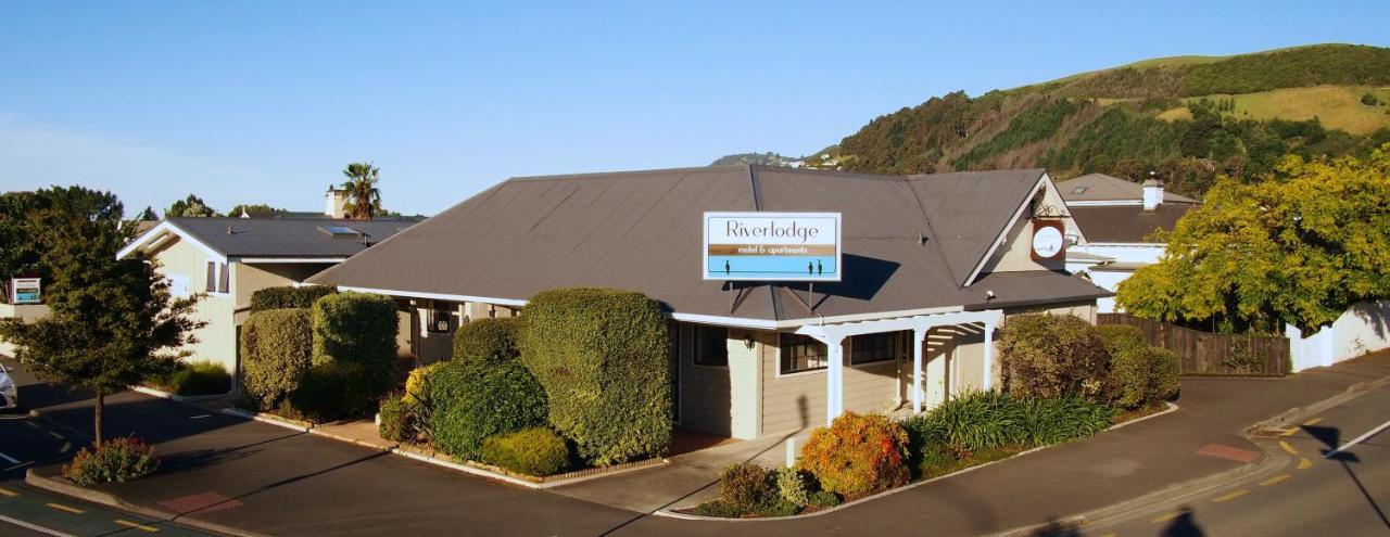 Riverlodge Motel 4*
